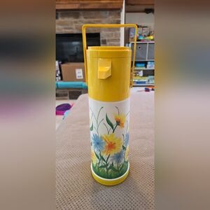Vintage 70's Aladdin's Pump-A-Drink 1QT Floral Vacuum Thermos